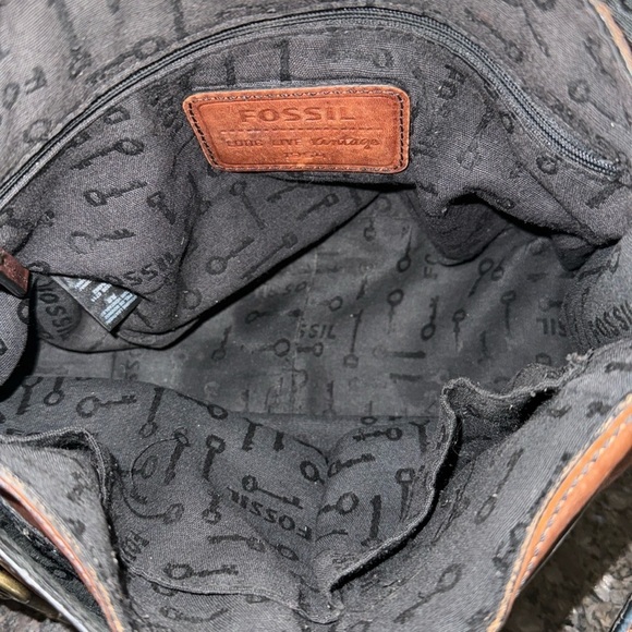 Fossil Brown Leather Fold Over Saddle Bag Crossbody Purse - Picture 5 of 10